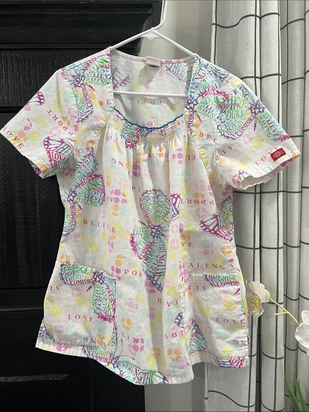 Large Dickies White Scrub Uniform Top with butterfly